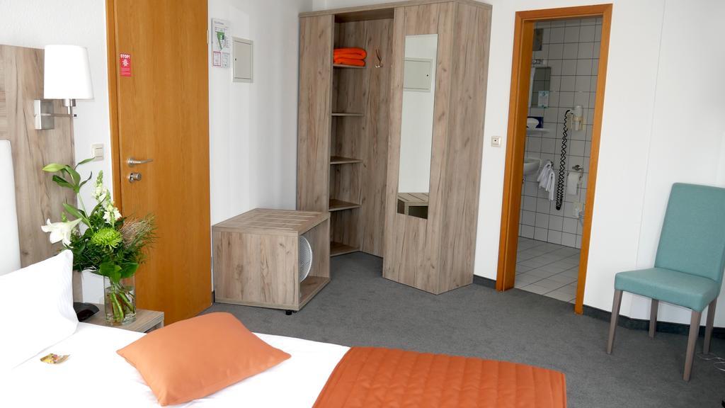 Komfort Hotel Ludwigsbourg Extérieur photo