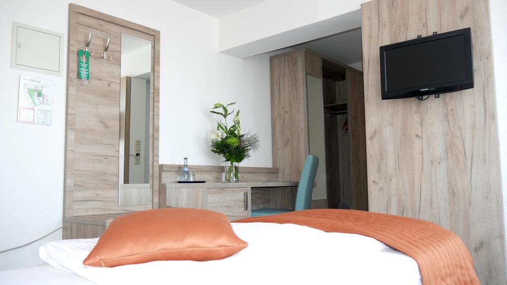 Komfort Hotel Ludwigsbourg Extérieur photo