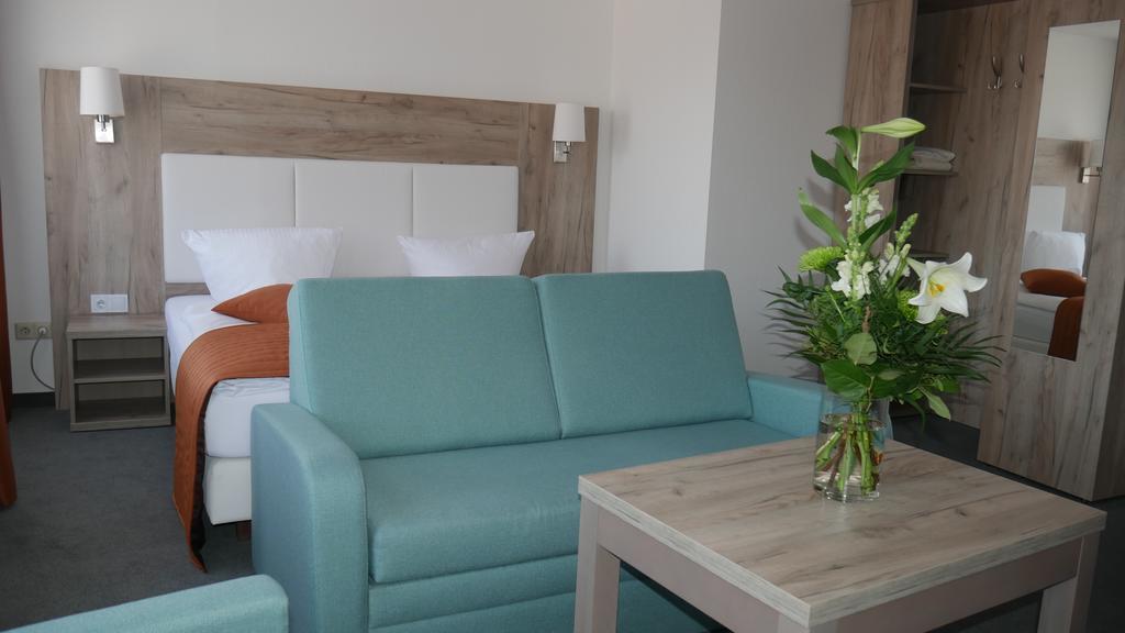 Komfort Hotel Ludwigsbourg Extérieur photo